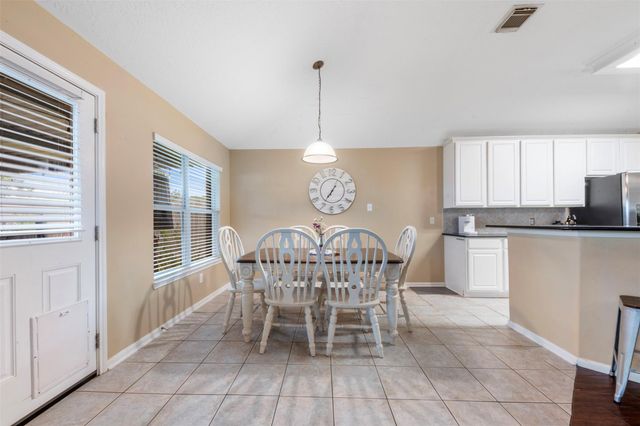 10006 King William Drive, La Porte, TX 77571