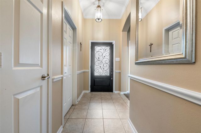 10006 King William Drive, La Porte, TX 77571