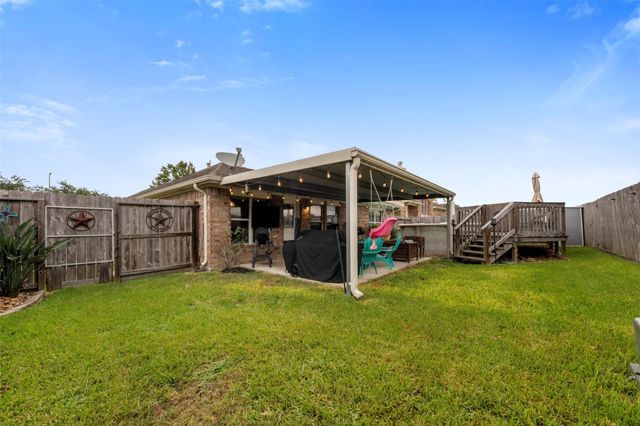 10006 King William Drive, La Porte, TX 77571