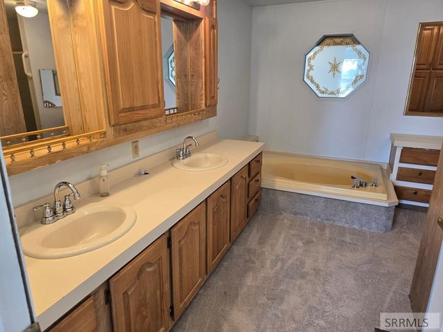 371 N 1900 E, St Anthony, ID 83445