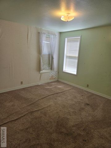 371 N 1900 E, St Anthony, ID 83445