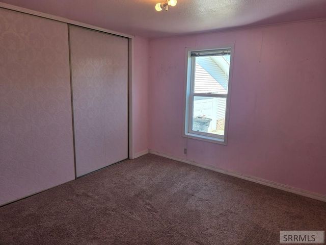 371 N 1900 E, St Anthony, ID 83445