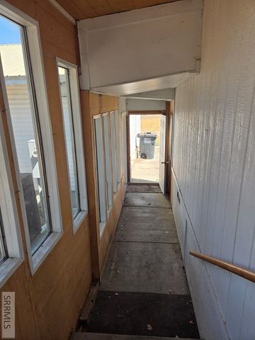 371 N 1900 E, St Anthony, ID 83445