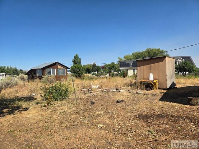 371 N 1900 E, St Anthony, ID 83445