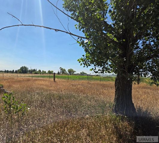 371 N 1900 E, St Anthony, ID 83445