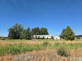 371 N 1900 E, St Anthony, ID 83445