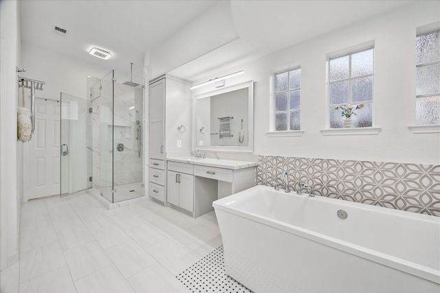 15 W Beckonvale Circle, The Woodlands, TX 77382