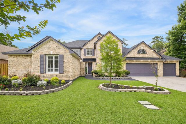 15 W Beckonvale Circle, The Woodlands, TX 77382