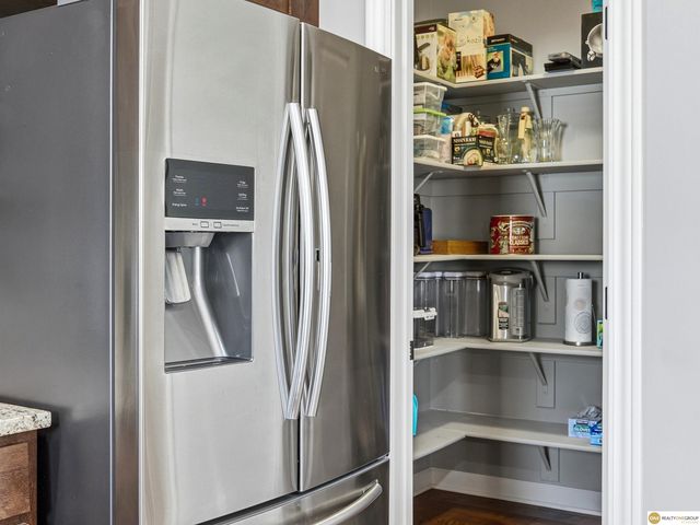 9530 S 72nd Street, Lincoln, NE 68516