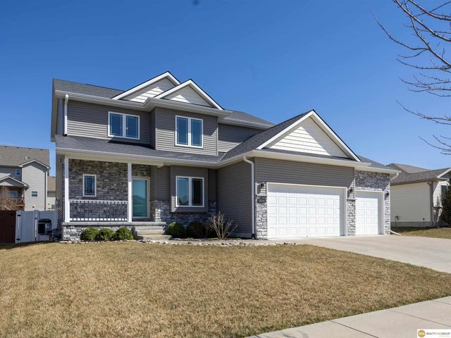 9530 S 72nd Street, Lincoln, NE 68516