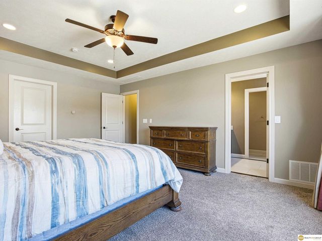 9530 S 72nd Street, Lincoln, NE 68516