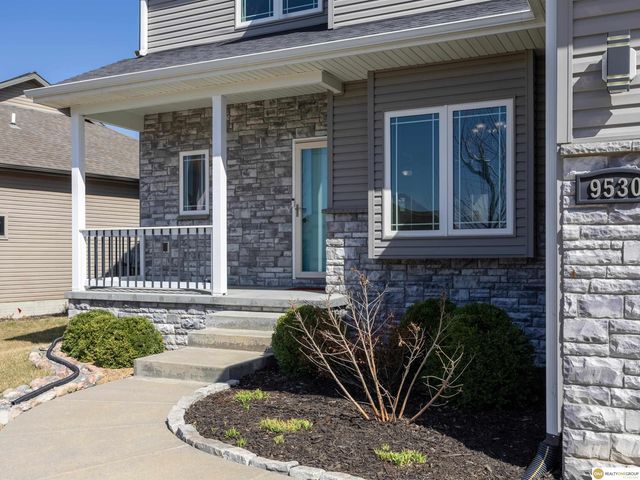 9530 S 72nd Street, Lincoln, NE 68516