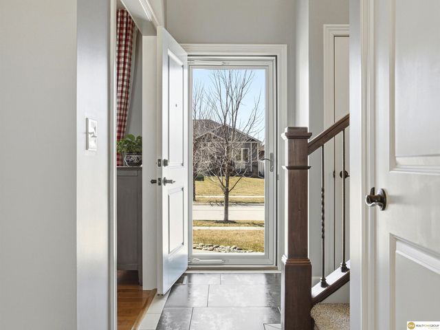 9530 S 72nd Street, Lincoln, NE 68516