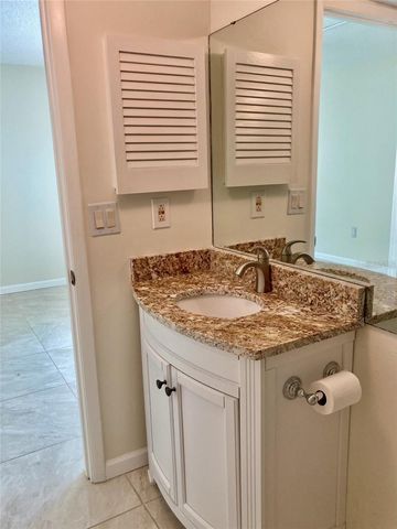 6430 SUN EAGLE LANE 203, Bradenton, FL 34210