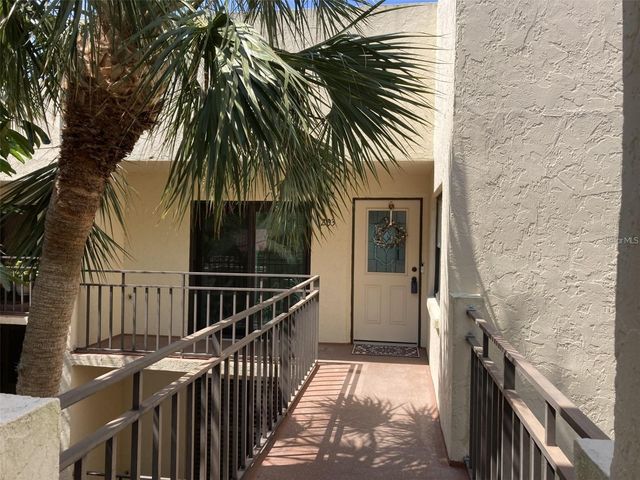 6430 SUN EAGLE LANE 203, Bradenton, FL 34210