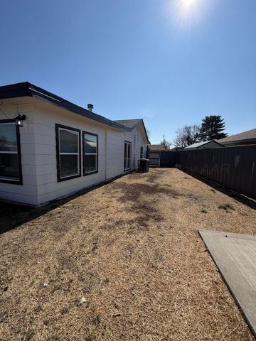 1032 Thrams Street, Borger, TX 79007