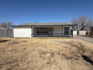 1032 Thrams Street, Borger, TX 79007