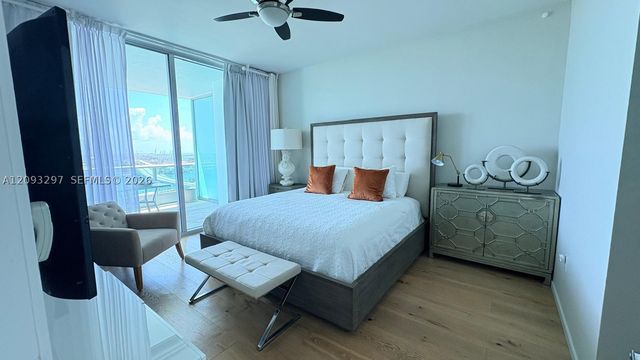 900 Biscayne Blvd 2702, Miami, FL 33132