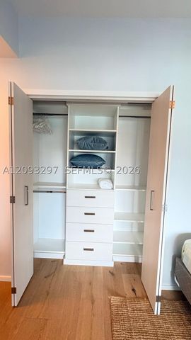 900 Biscayne Blvd 2702, Miami, FL 33132