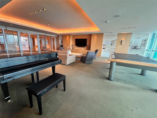 900 Biscayne Blvd 2702, Miami, FL 33132