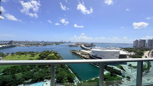 900 Biscayne Blvd 2702, Miami, FL 33132