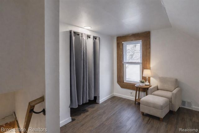 31 Heights Road, Lake Orion, MI 48362