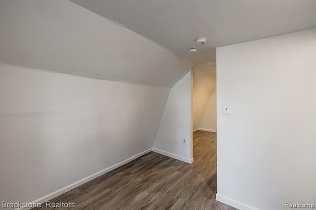 31 Heights Road, Lake Orion, MI 48362