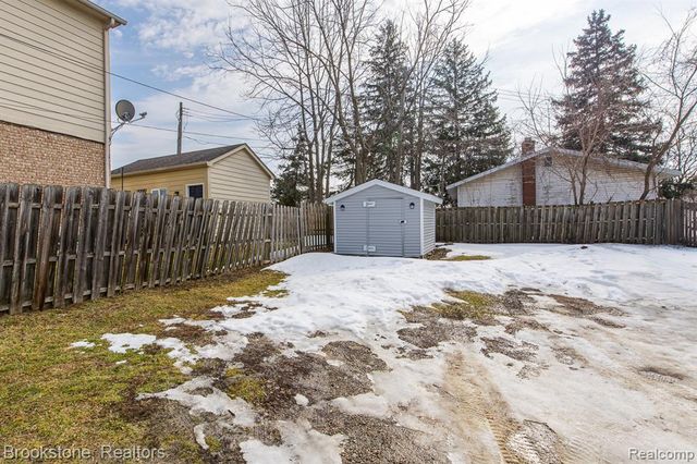 31 Heights Road, Lake Orion, MI 48362