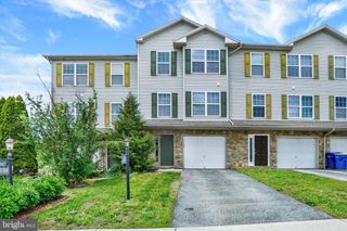655 FISHER DR, York, PA 17404
