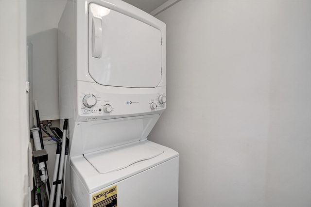 22 Oklahoma Ave, Tisbury, MA 02568