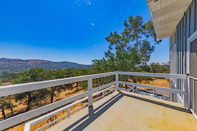 29997 Corral Drive, Coarsegold, CA 93614