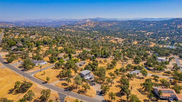 29997 Corral Drive, Coarsegold, CA 93614