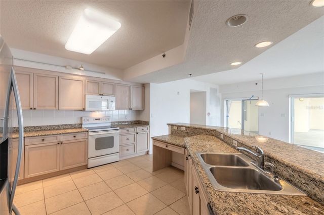 5300 S ATLANTIC AVENUE 3-605, New Smyrna Beach, FL 32169