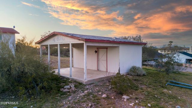 655 S 333RD Avenue, Wickenburg, AZ 85390