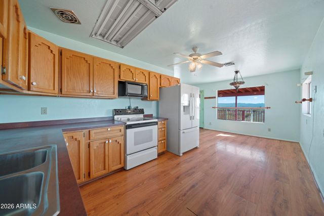 655 S 333RD Avenue, Wickenburg, AZ 85390