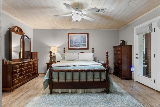 52 Ash Court, Eufaula, OK 74432