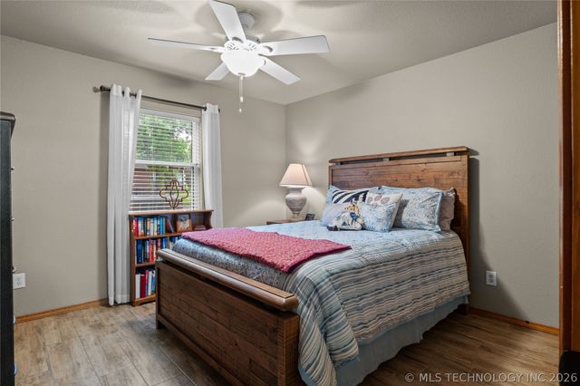 52 Ash Court, Eufaula, OK 74432