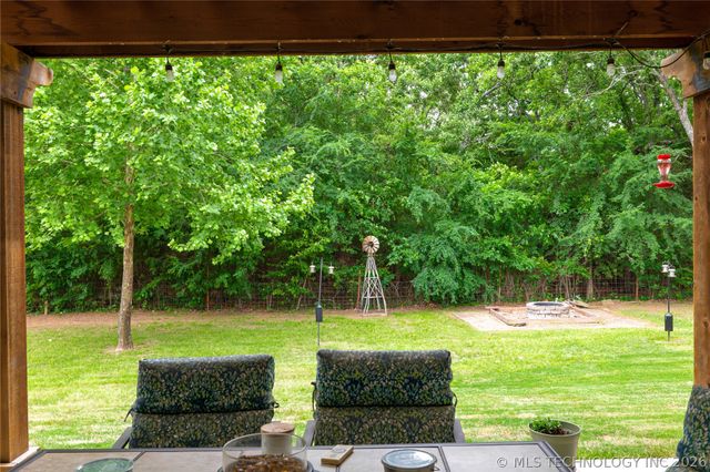 52 Ash Court, Eufaula, OK 74432