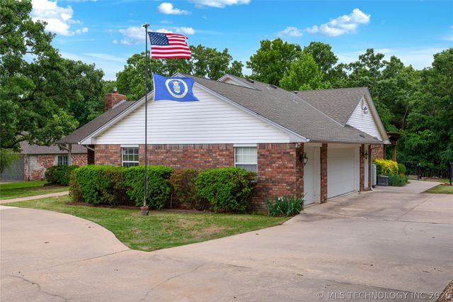 52 Ash Court, Eufaula, OK 74432