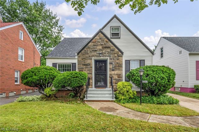 15907 Walden Avenue, Cleveland, OH 44128