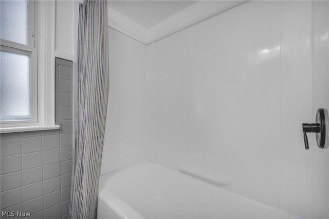 15907 Walden Avenue, Cleveland, OH 44128