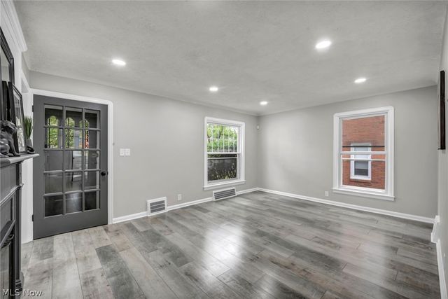 15907 Walden Avenue, Cleveland, OH 44128