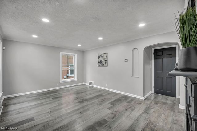 15907 Walden Avenue, Cleveland, OH 44128