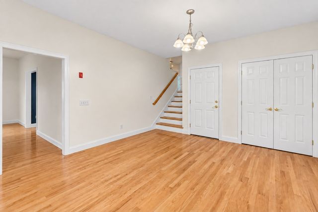 352 Grafton St, Shrewsbury, MA 01545