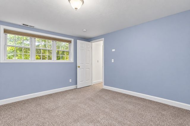 352 Grafton St, Shrewsbury, MA 01545