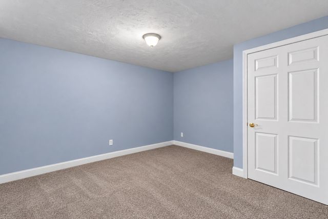 352 Grafton St, Shrewsbury, MA 01545