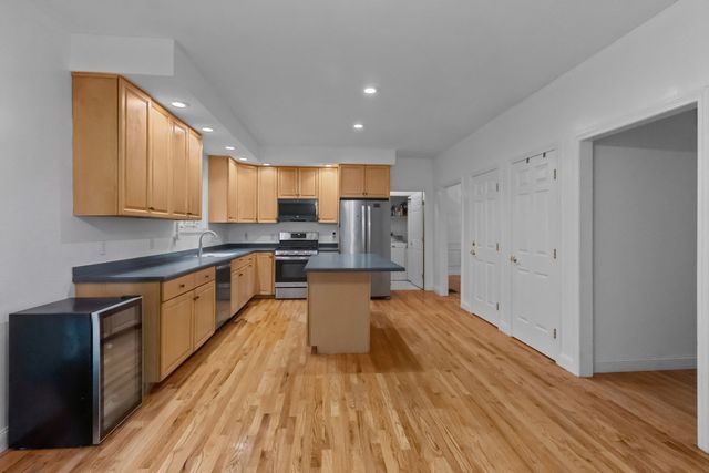 352 Grafton St, Shrewsbury, MA 01545