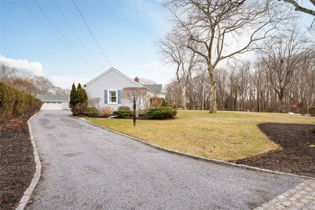 735 Reeve Avenue, Mattituck, NY 11952