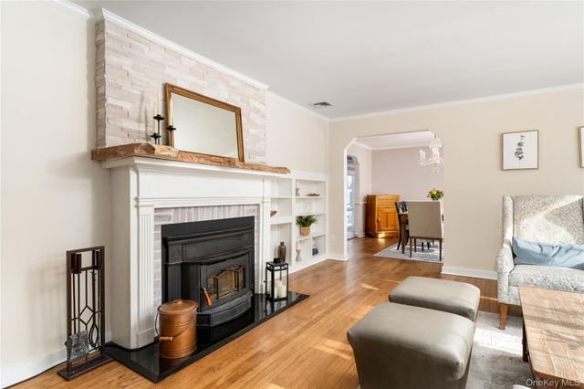 735 Reeve Avenue, Mattituck, NY 11952