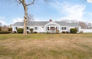 735 Reeve Avenue, Mattituck, NY 11952